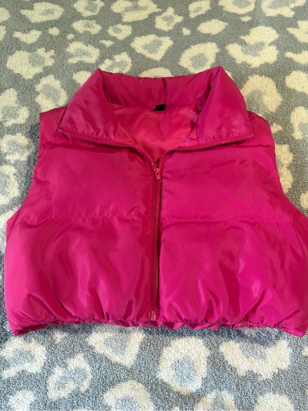 Vibrant Pink Cropped Puffer Vest Size M